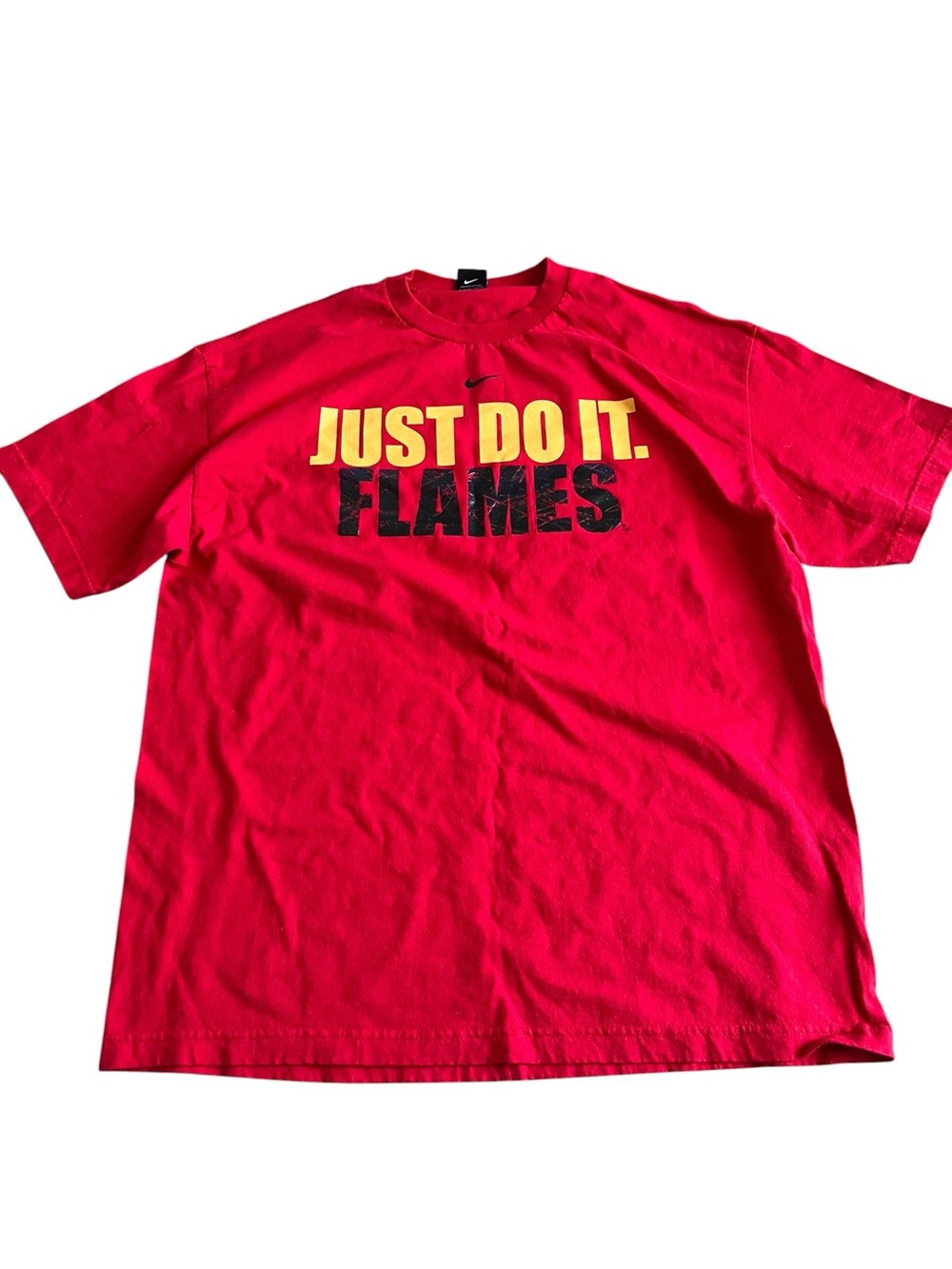 Calgary Flames Nike Tshirt Vintage XL Hockey NHL Center Swoosh USA Made (179)